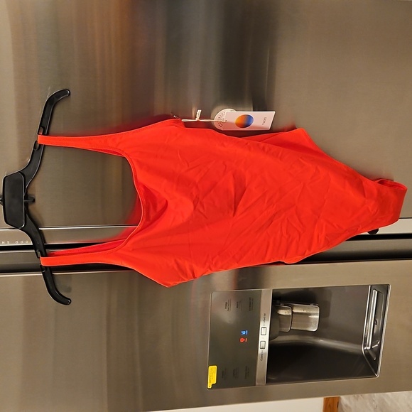 💕VUORI💕 Encinitas One Piece Swimsuit ~ Bold Red XL NWT - Picture 5 of 14
